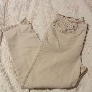 Beige cream high rise Straight-Leg Jeans